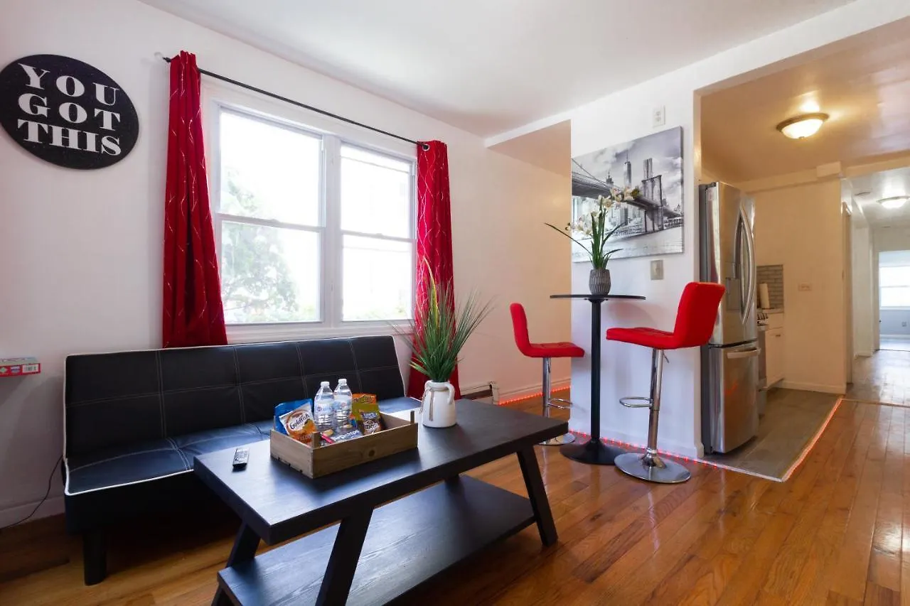 Stunning Private Room Suite 2 With Private Bathroom In Duplex Apartment In Brooklyn, Ny New York United States